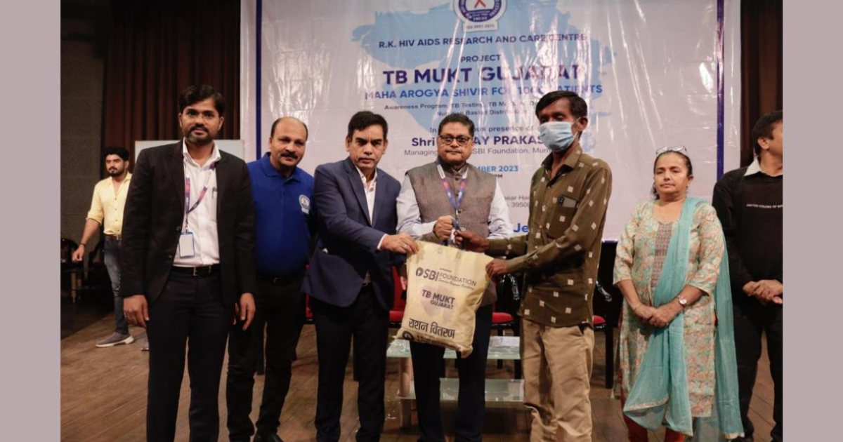 Sanjay Prakash, MD, and CEO of SBI Foundation and Dr Dharmendra Kumar graced the TB-free Maha Arogya Shivir in Surat, Gujarat